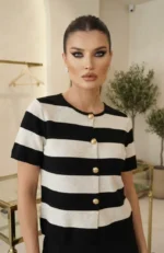 Ριγέ Λεπτοπλεκτο Ζακετάκι με Χρυσά Κουμπιά
