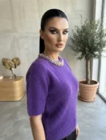 Πλεκτή Μπλούζα με Πολύχρωμα Στρας στη Λαιμόκοψη