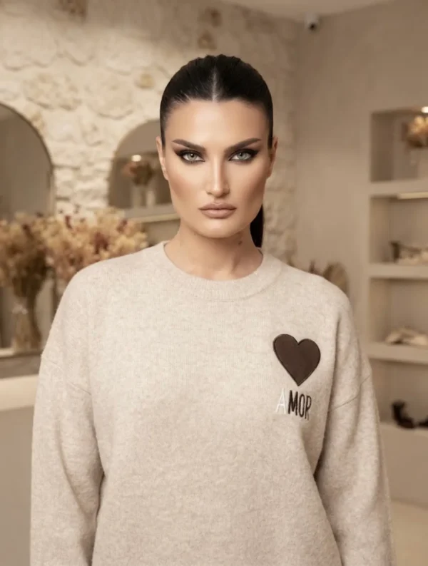 Πλεκτή Μπλούζα Εκρού με Καρδιά & “AMOR”