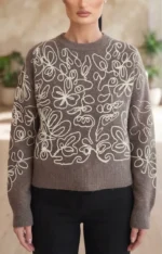 Πλεκτή Μπλούζα με Εκρού Floral Κεντήματα