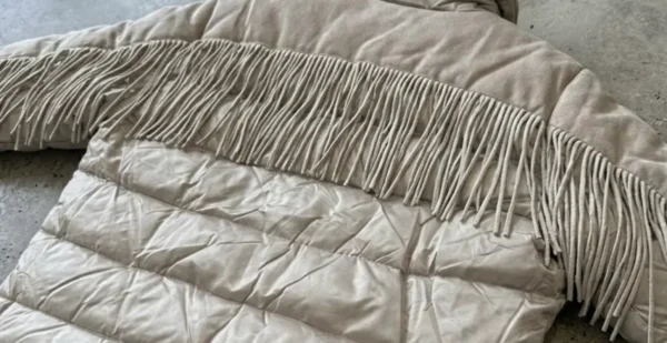 Oversized Εκρού Καπιτονέ Μπουφάν με Κρόσσια